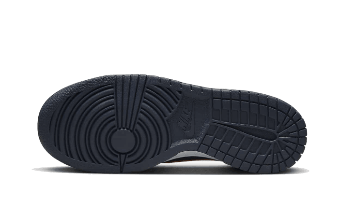 Dunk Low SE Copper Swoosh - NEWTREATS - SNEAKERS STORE