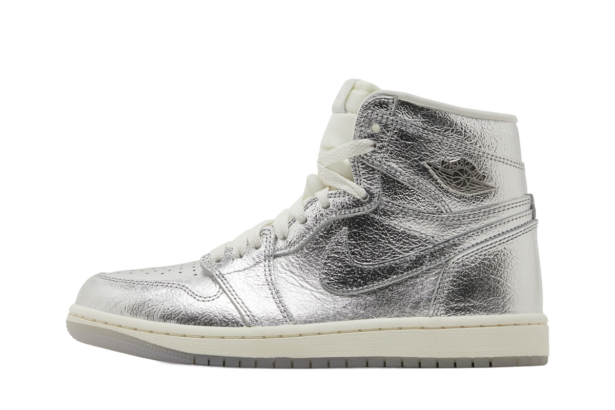 Air Jordan 1 Retro High OG Chrome — transparent background