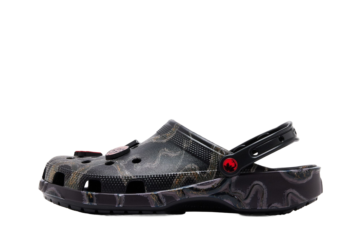 Crocs Classic Clog Stranger Things — transparent background