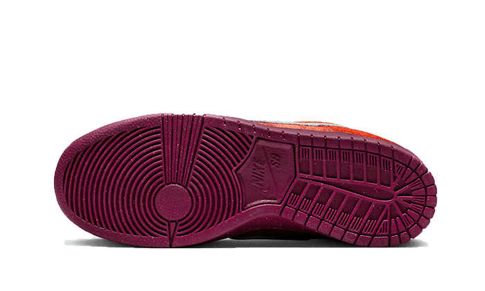 SB Dunk Low Mystic Red - NEWTREATS - SNEAKERS STORE