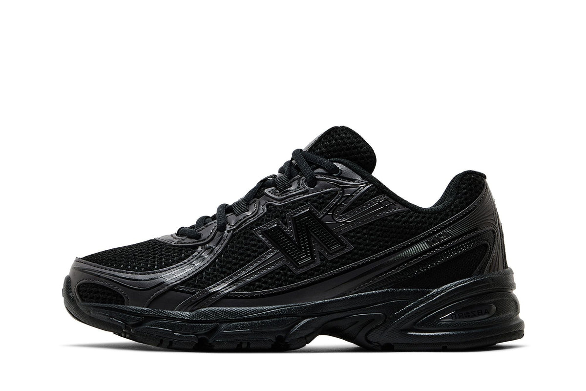 New Balance 740 Triple Black
