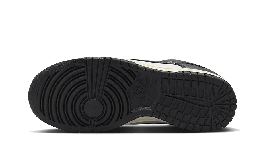 Dunk Low Vintage Panda - NEWTREATS - SNEAKERS STORE