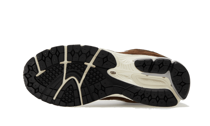 2002R Brown Beige - NEWTREATS - SNEAKERS STORE