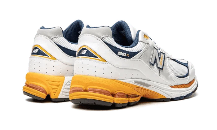 2002R Bryant Giles - NEWTREATS - SNEAKERS STORE