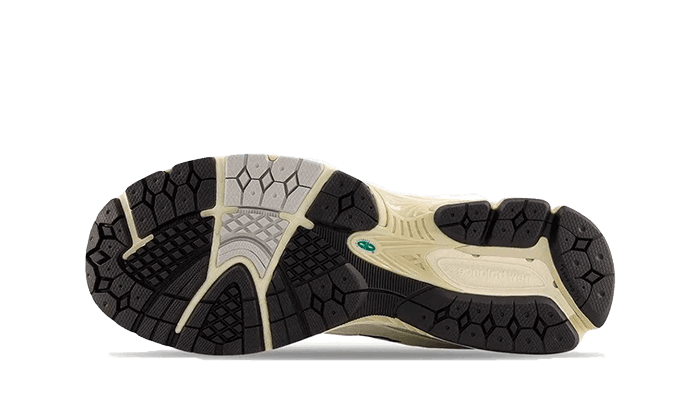 2002R Sea Salt Vintage Teal - NEWTREATS - SNEAKERS STORE