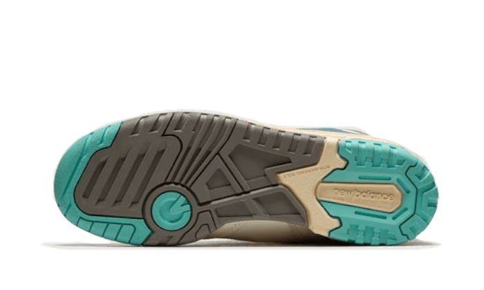 550 Sea Salt Yellow - NEWTREATS - SNEAKERS STORE