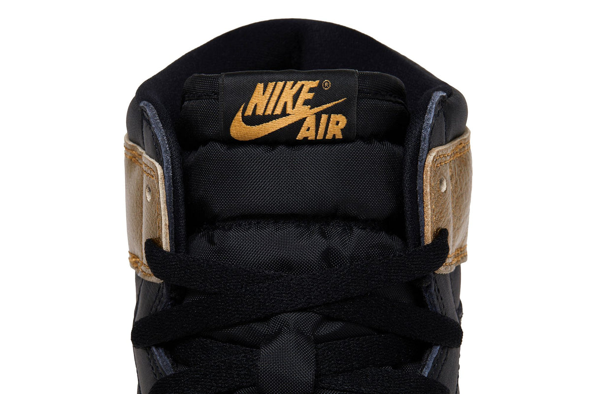 Air Jordan 1 Retro High OG Black Metallic Gold