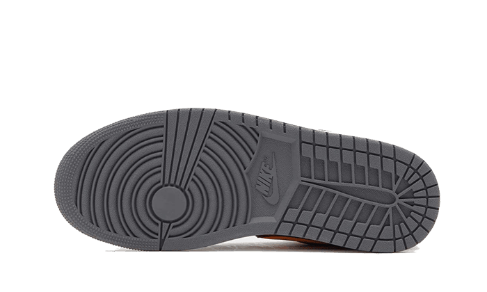 Air Jordan 1 Low Black Vivid Orange - NEWTREATS - SNEAKERS STORE