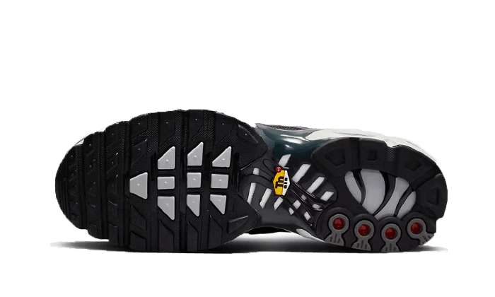 Air Max Plus SE Greyscale Cool Grey - NEWTREATS - SNEAKERS STORE