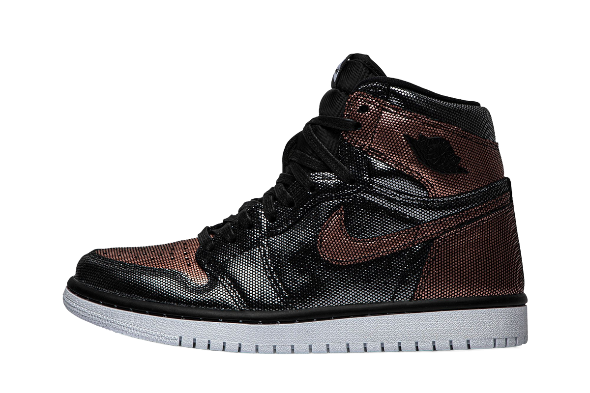 Air Jordan 1 Retro High Fearless Metallic Rose Gold