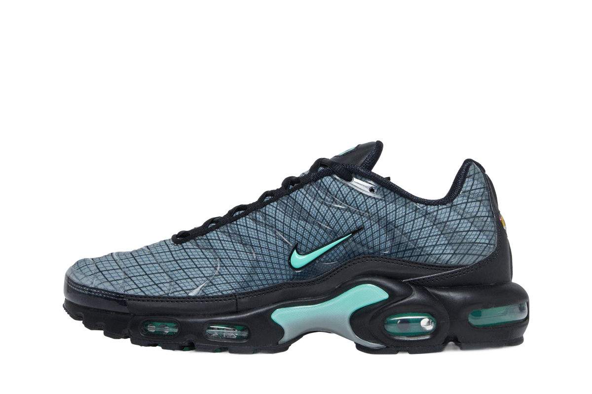 nike air max plus spirograph — transparent background