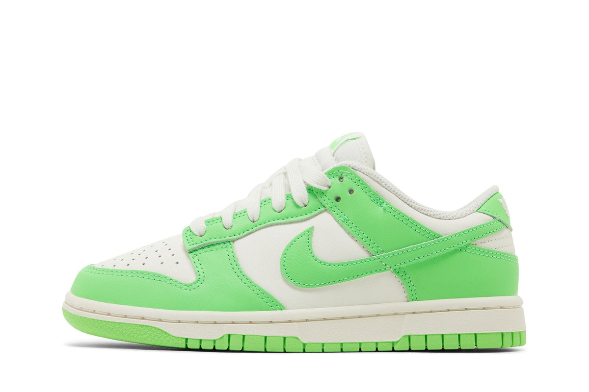 Nike Dunk Low Green Strike