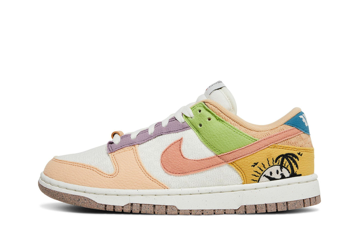 Nike Dunk Low SE Sun Club