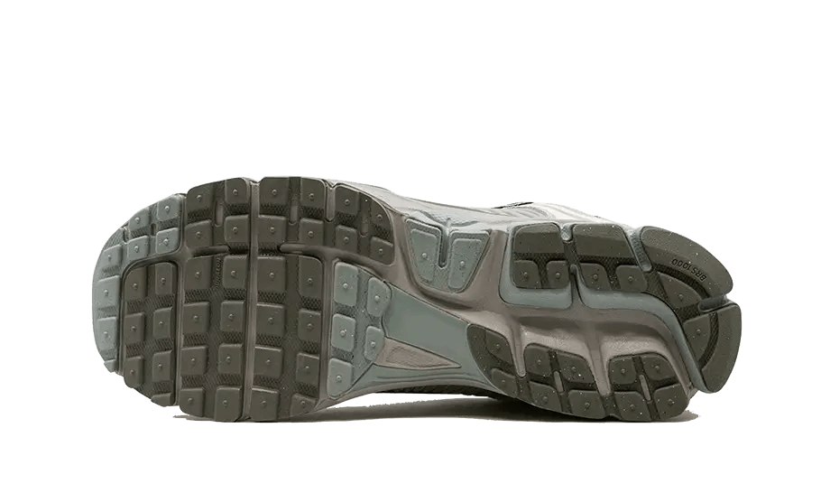 Zoom Vomero 5 Light Orewood Brown Armory Blue - NEWTREATS - SNEAKERS STORE