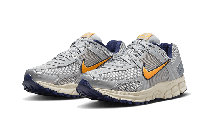 Zoom Vomero 5 Pure Platinum Laser Orange - NEWTREATS - SNEAKERS STORE