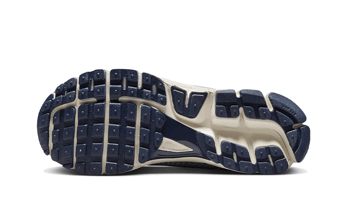 Zoom Vomero 5 Pure Platinum Laser Orange - NEWTREATS - SNEAKERS STORE