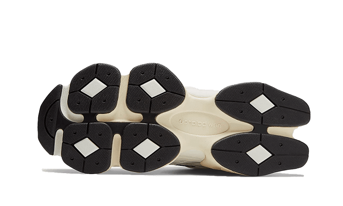 9060 White Black - NEWTREATS - SNEAKERS STORE