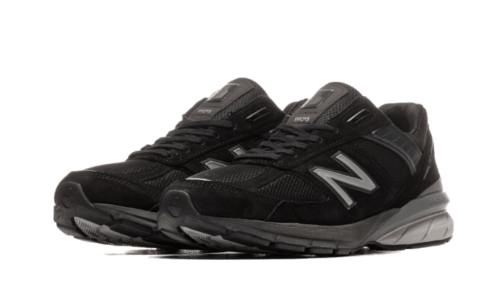 990 v5 Black - NEWTREATS - SNEAKERS STORE