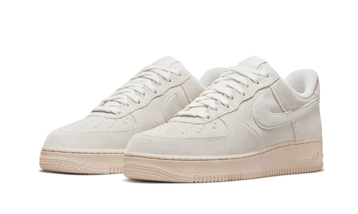 Air Force 1 Low Winter Premium Summit White - NEWTREATS - SNEAKERS STORE