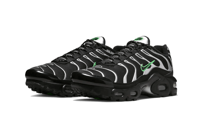 Air Max Plus Black Silver Green Strike - NEWTREATS - SNEAKERS STORE