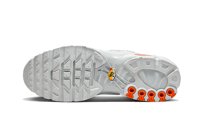 Air Max Plus Utility White Safety Orange - NEWTREATS - SNEAKERS STORE