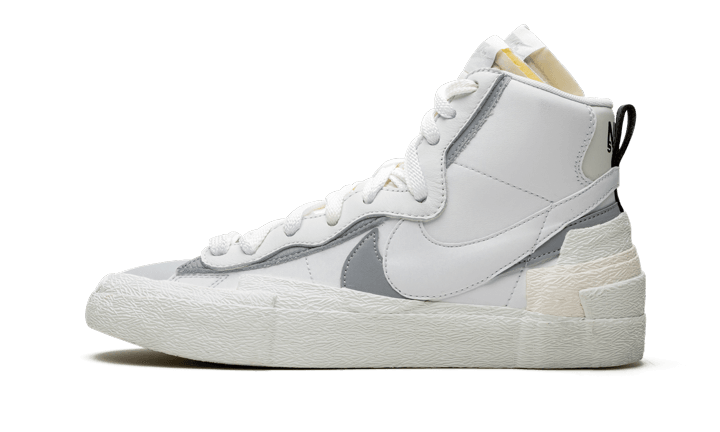 Blazer Mid Sacai White Grey - NEWTREATS - SNEAKERS STORE