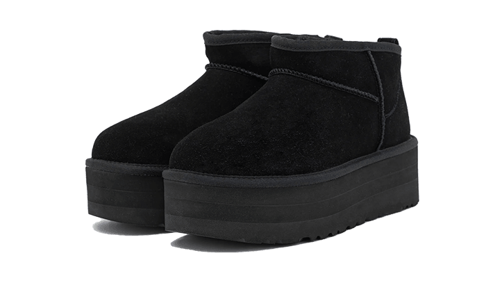 Classic Ultra Mini Platform Black - NEWTREATS - SNEAKERS STORE