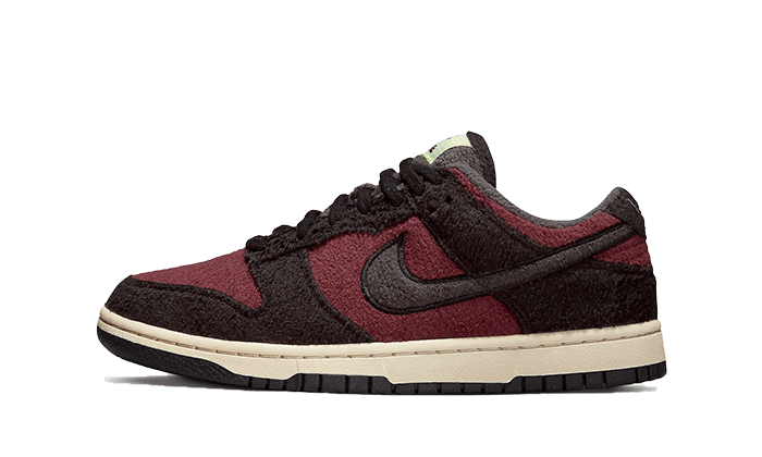 Dunk Low SE Fleece Burgundy Crush - NEWTREATS - SNEAKERS STORE