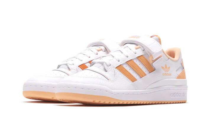 Forum Low Cloud White Pulse Amber - NEWTREATS - SNEAKERS STORE