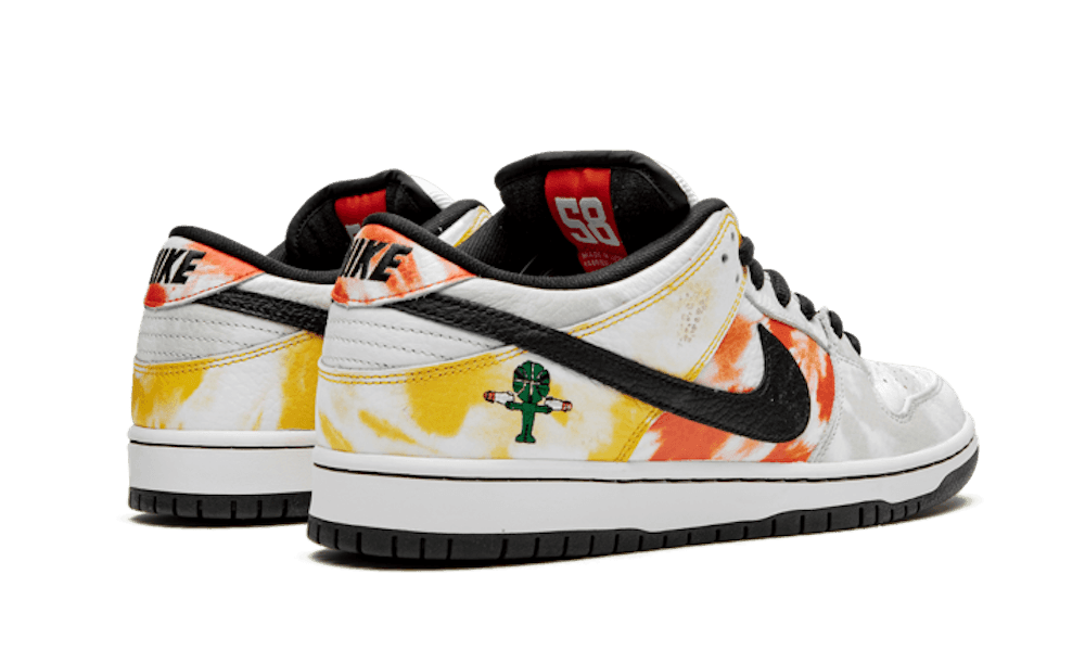 SB Dunk Low Raygun Tie Dye Away - NEWTREATS - SNEAKERS STORE