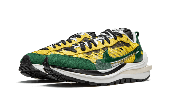 Vaporwaffle Sacai Tour Yellow Stadium Green - NEWTREATS - SNEAKERS STORE