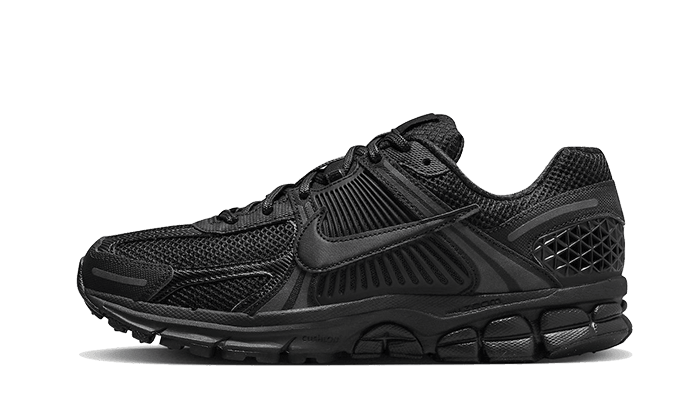 Vomero 5 Triple Black - NEWTREATS - SNEAKERS STORE